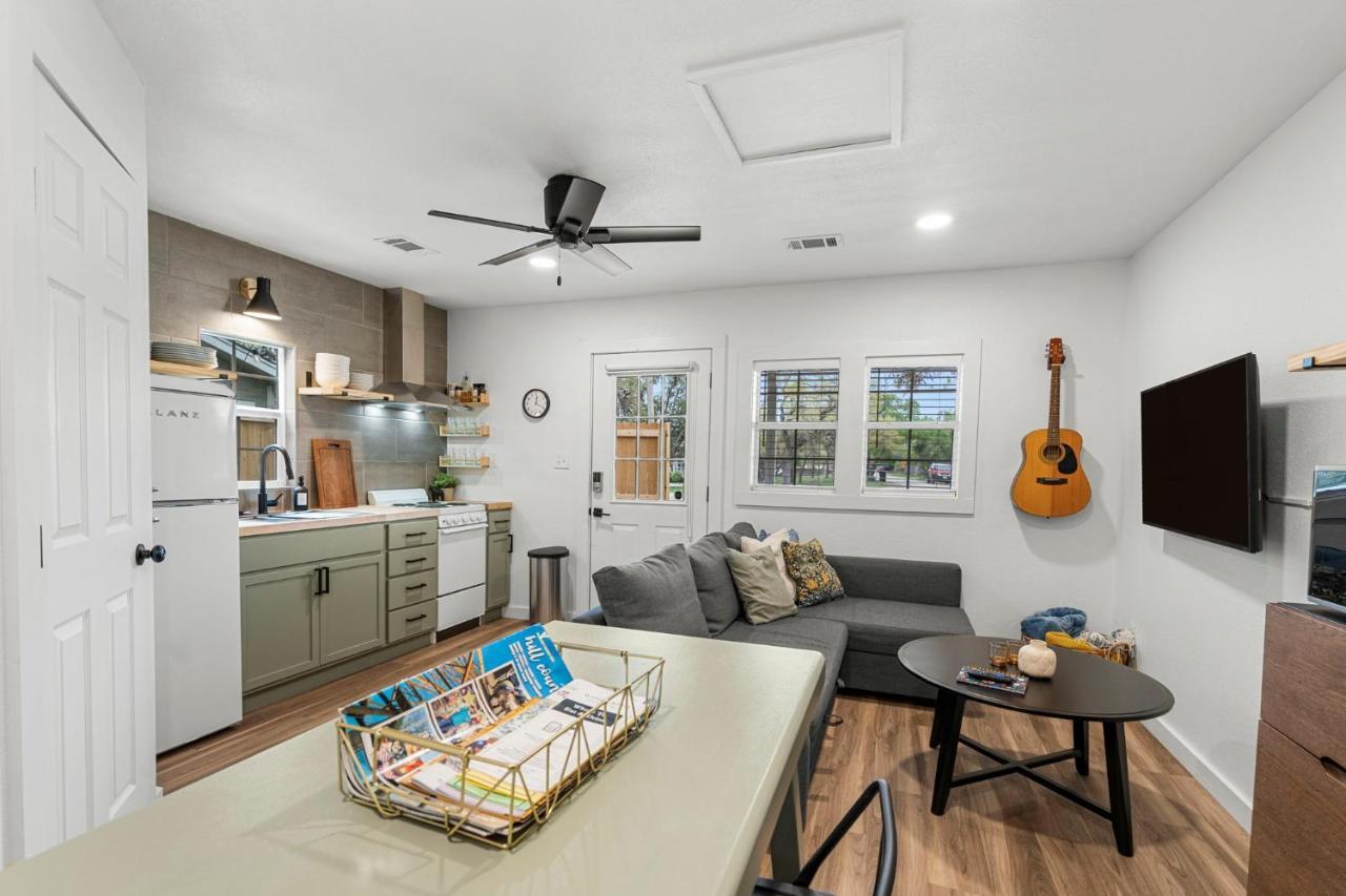 New! The Yellow Door- Downtown Wimberley W/ River Access Exterior photo