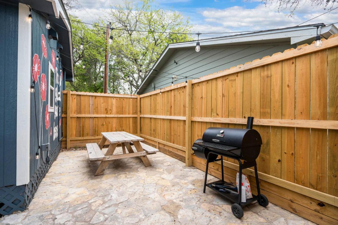 New! The Yellow Door- Downtown Wimberley W/ River Access Exterior photo